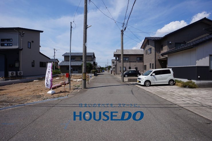 福井市八重巻中町の新築戸建 内観