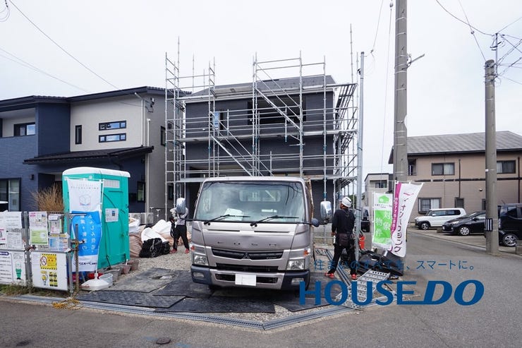 福井市八重巻中町の新築戸建 内観