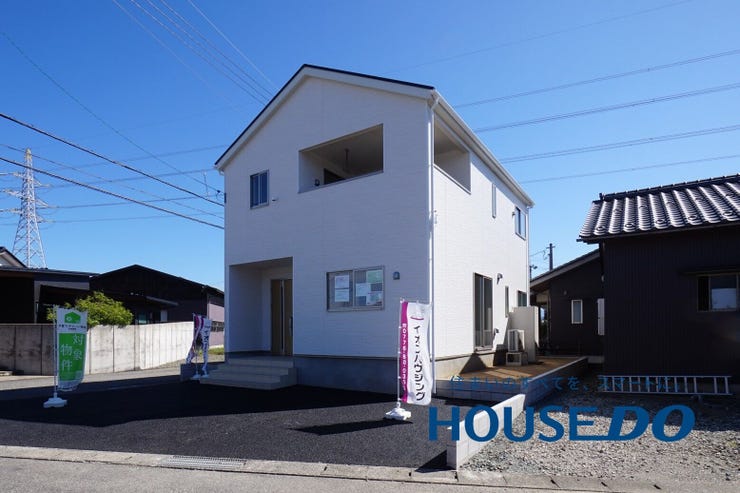 坂井市春江町正蓮花の新築戸建 外観
