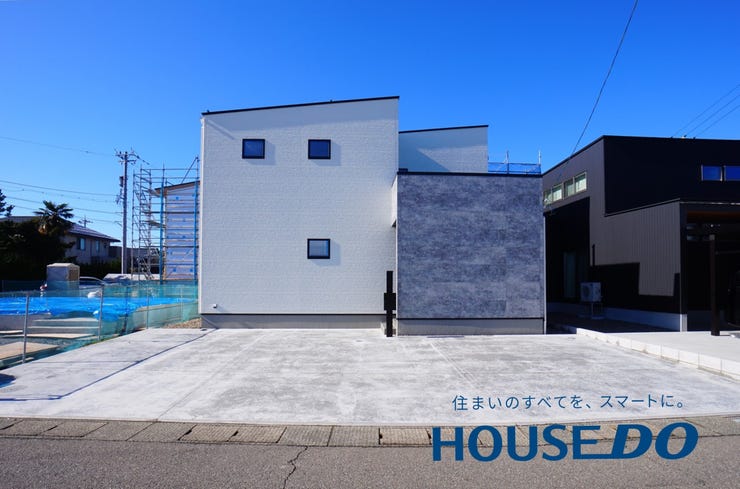 坂井市春江町中筋の中古戸建 外観