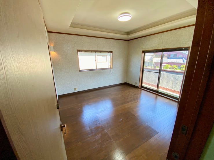 坂井市春江町本堂の中古戸建 内観