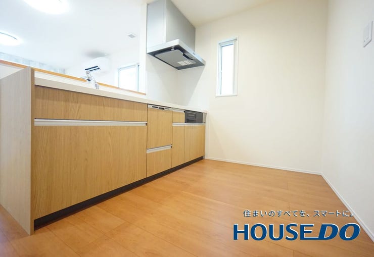 福井市下森田桜町の新築戸建 内観