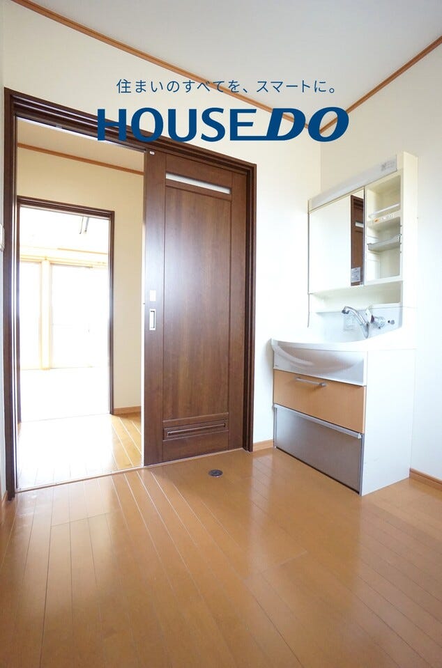 ※価格改定※栗森1丁目中古戸建 内観