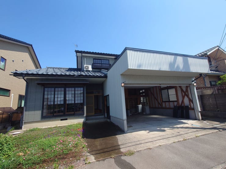 丸岡町新九頭竜２丁目　中古戸建